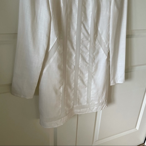 Finders Keepers Turning Tables Long Sleeve Deep V Back White Mini Dress - Picture 7 of 15